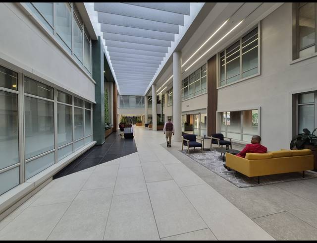 269M² OFFICE TO LET IN SANDTON CENTRAL